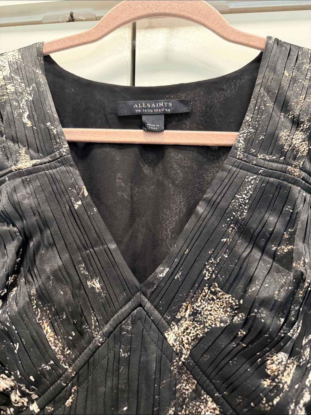 AllSaints Estelle Titania gothic black  Marble-Print V-Neck asymmetrical hem 10 - Picture 3 of 12